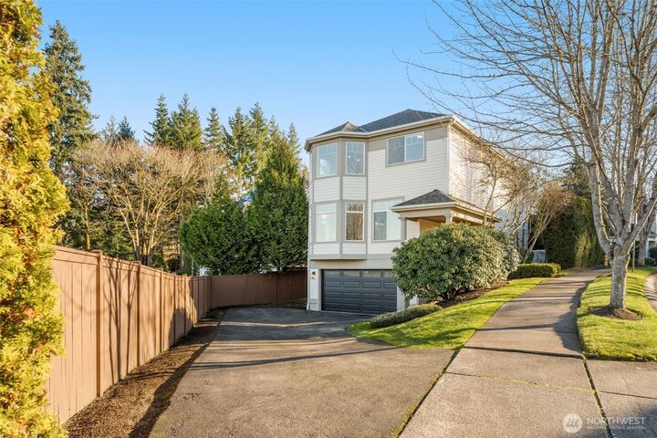 Property Photo:  11622  114th Drive NE  WA 98034 