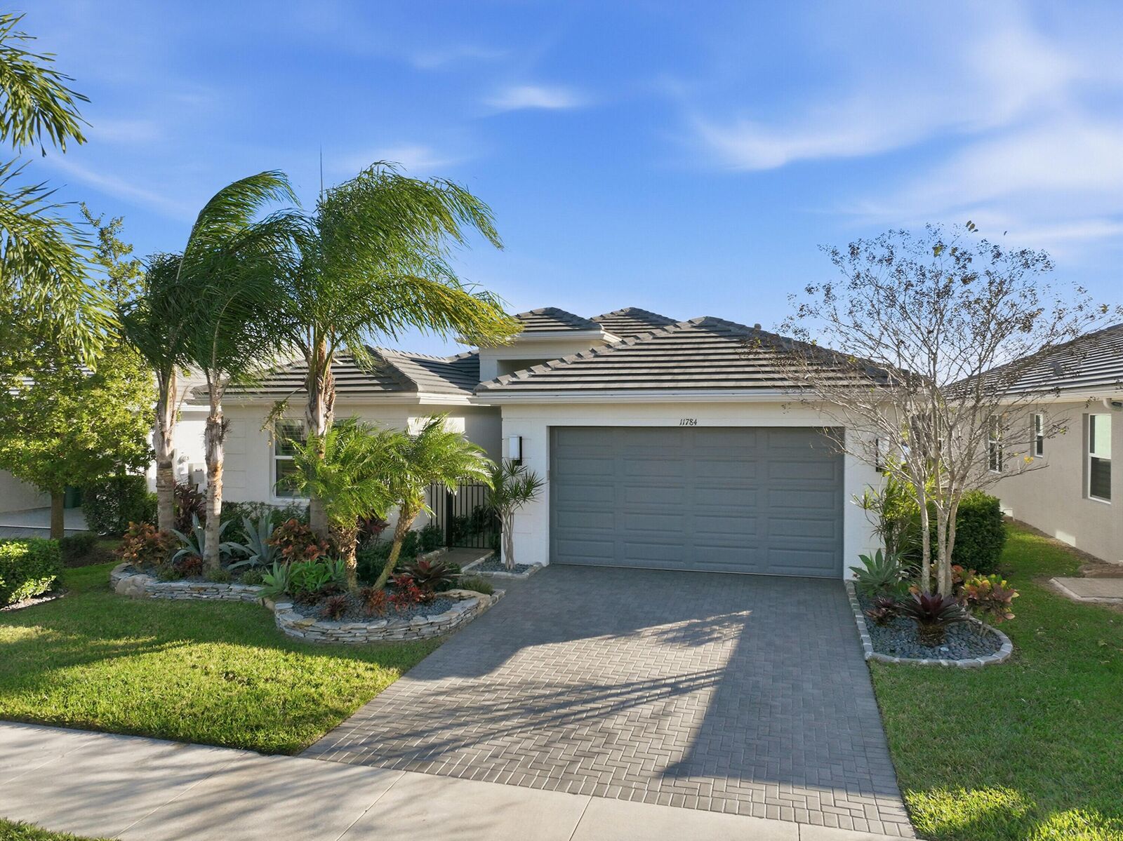 Property Photo: 11784 SW Sailfish Isles Way FL 34987