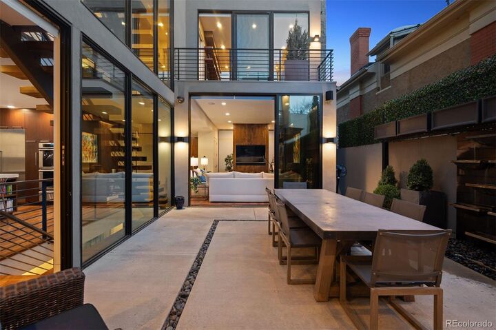 Property Photo: 2539 E 5th Avenue CO 80206