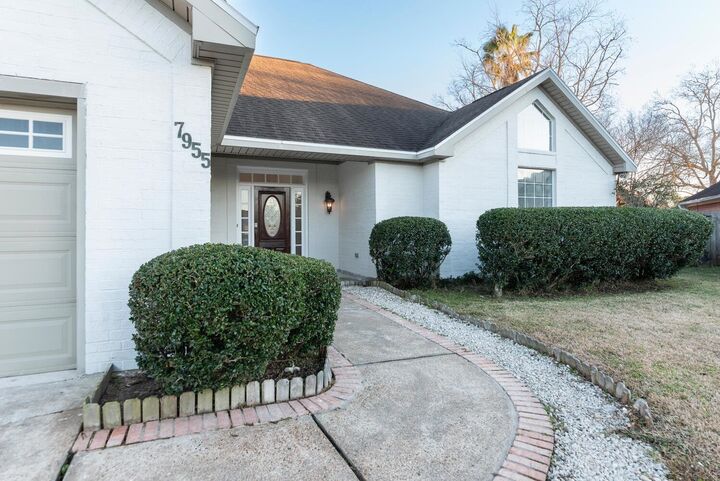 Property Photo:  7955 Riviera Ct.  TX 77707 