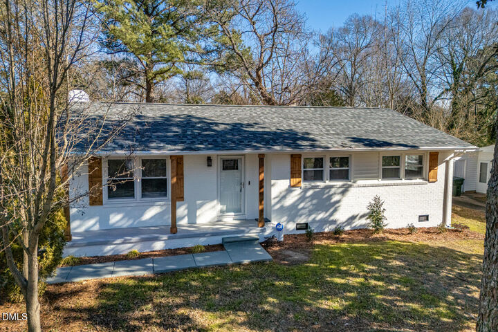 Property Photo:  829 Greenwich Street  NC 27610 