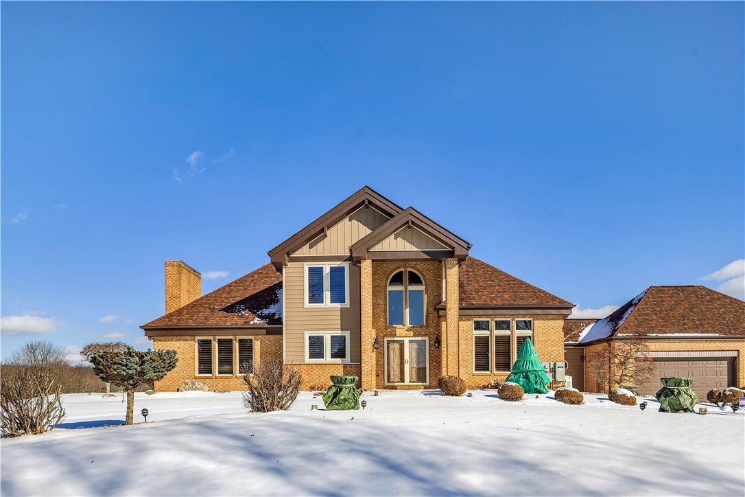 Property Photo:  204 S Links Avenue  PA 16001 