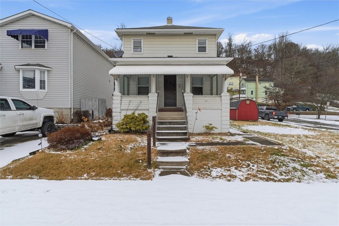 Property Photo:  702 McKinley Ave  PA 15629 