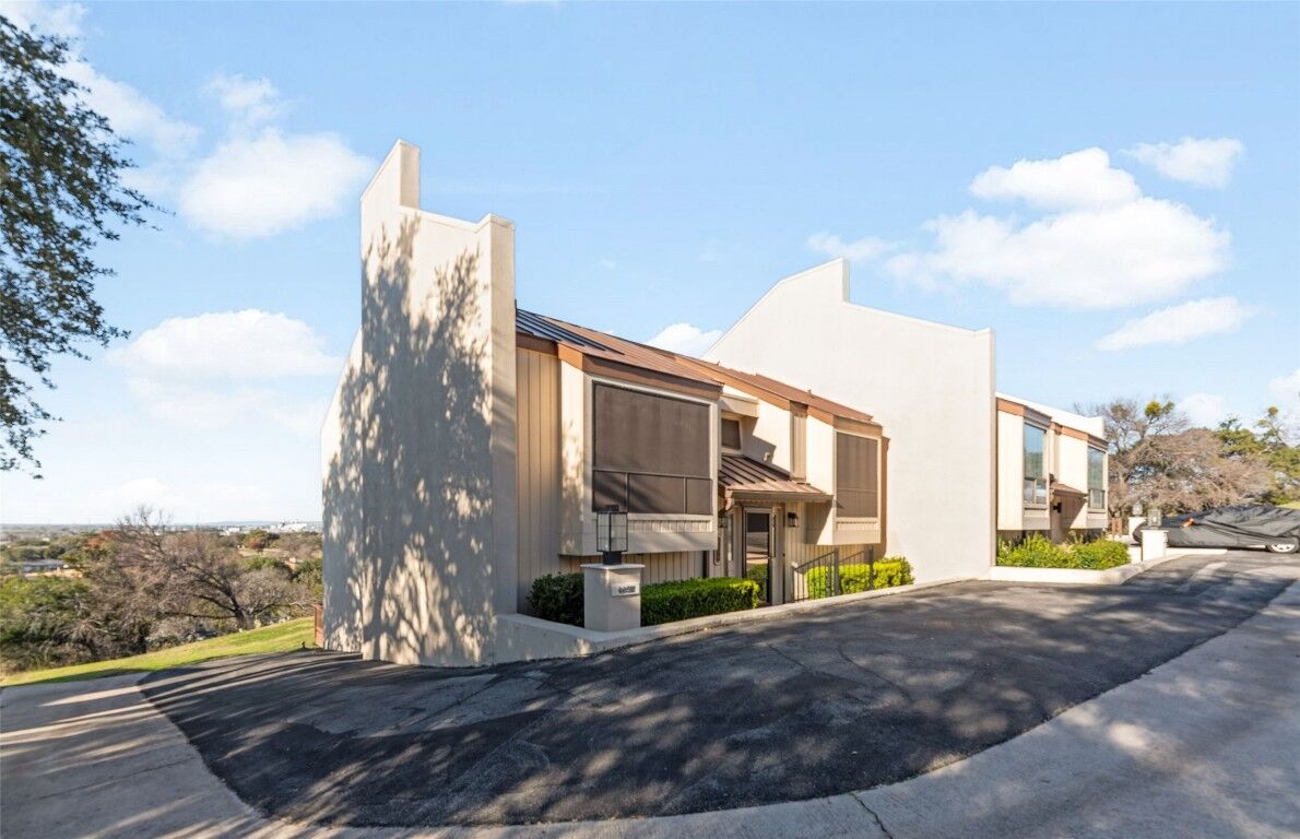 Property Photo: 409 Hi There M TX 78657