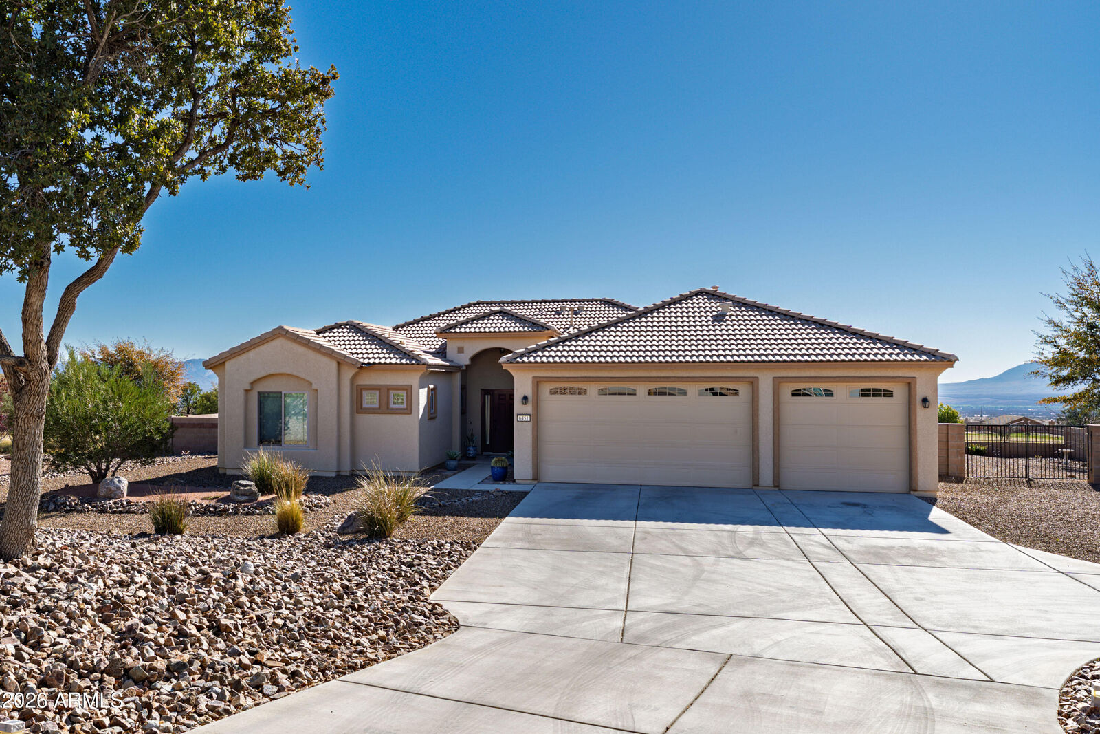 Property Photo:  6451 E Saddlehorn Circle  AZ 85615 