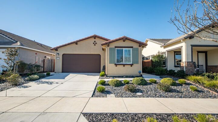 Property Photo:  2395 Front Porch Lane  CA 94571 