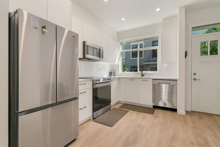 Property Photo: 15235 Sitka Drive 99 BC V3S 0A9