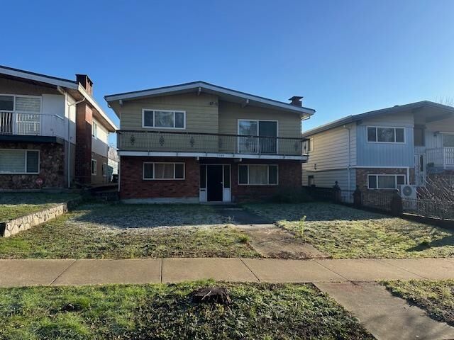7766 Kerr Street — photo 1