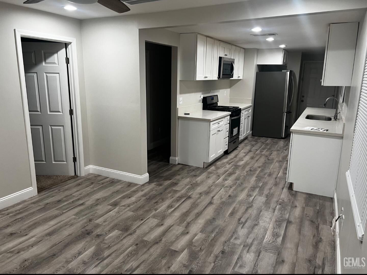 Property Photo: 217 F Street CA 93268