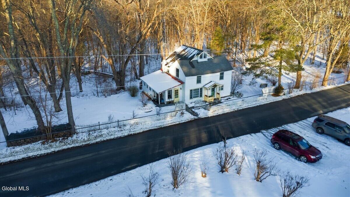 Property Photo:  64 Putnam Road  NY 12170 