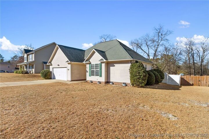 Property Photo: 112 Woodland Court NC 28376