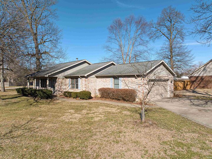 Property Photo:  5540 Kiowa Circle  IN 47715 