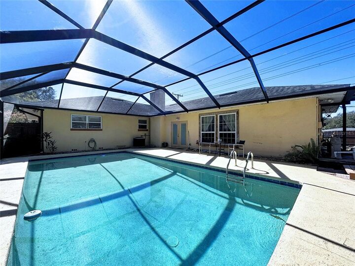 Property Photo: 717 W End Crescent N FL 33803