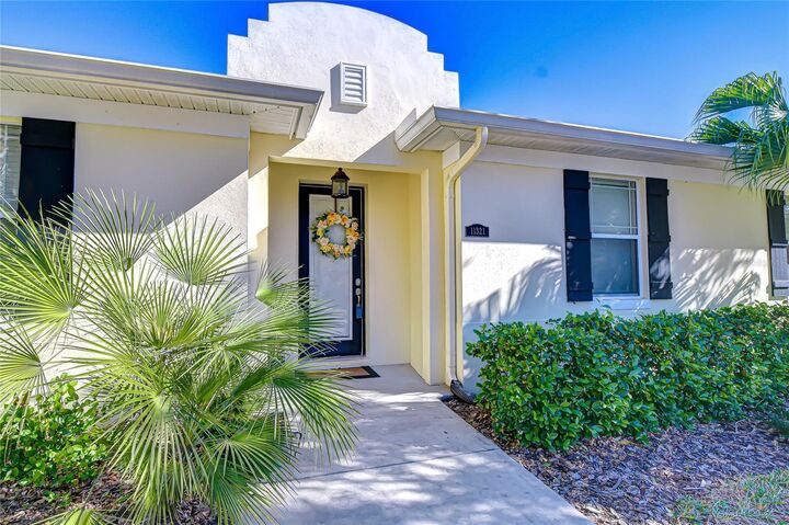 Property Photo:  11321 Wickersley Place  FL 33625 