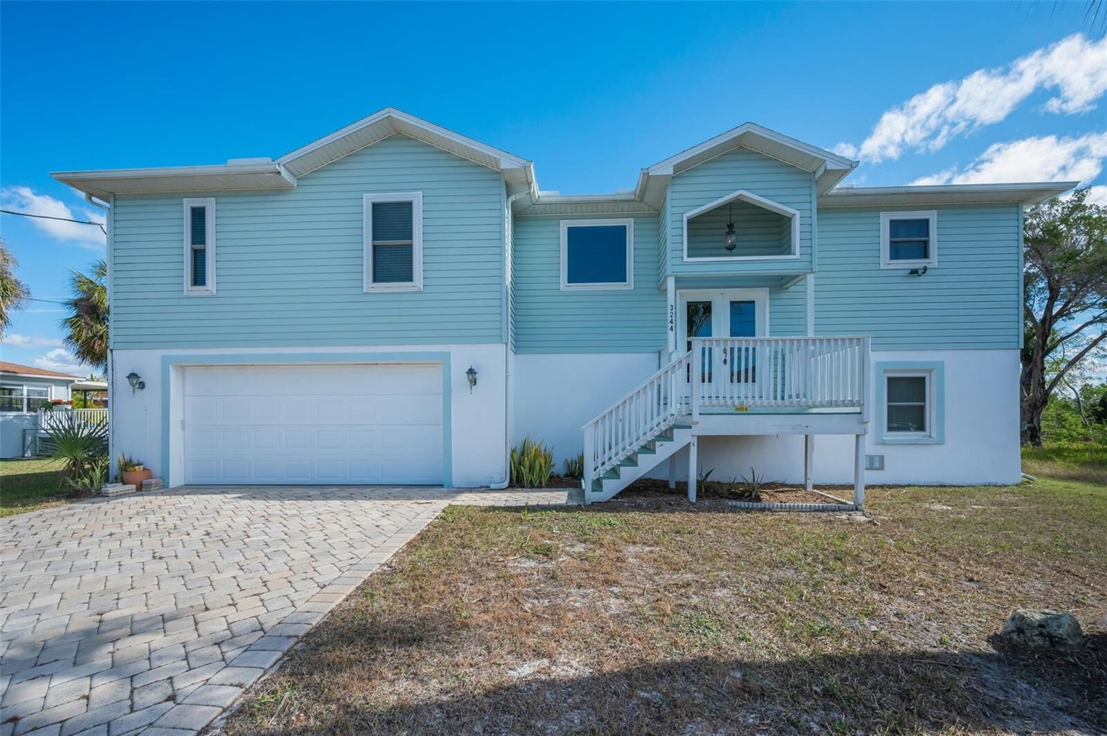 Property Photo:  3244 Rose Arbor Drive  FL 34607 