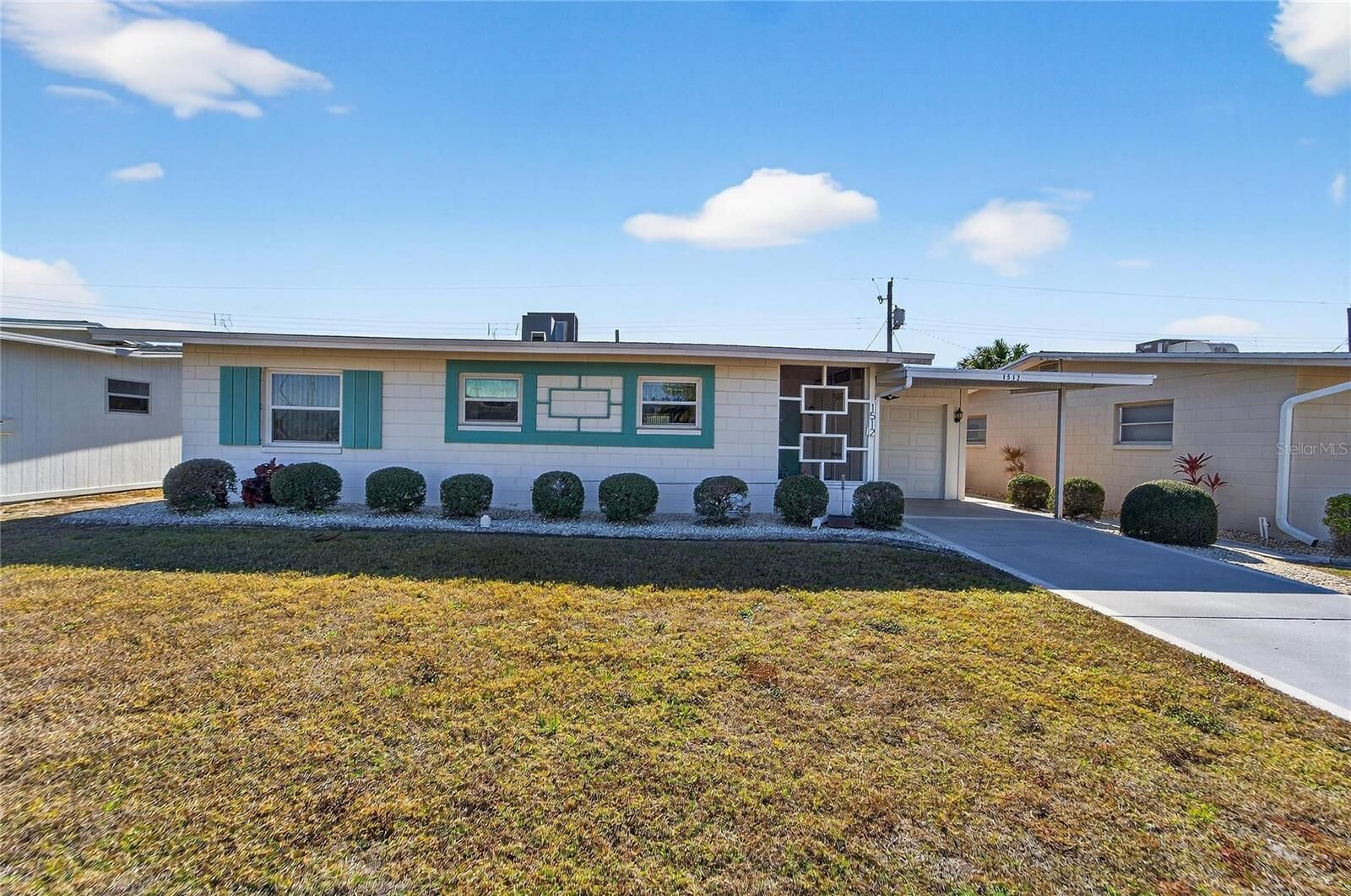 Property Photo: 1512 Chevy Chase Drive FL 33573