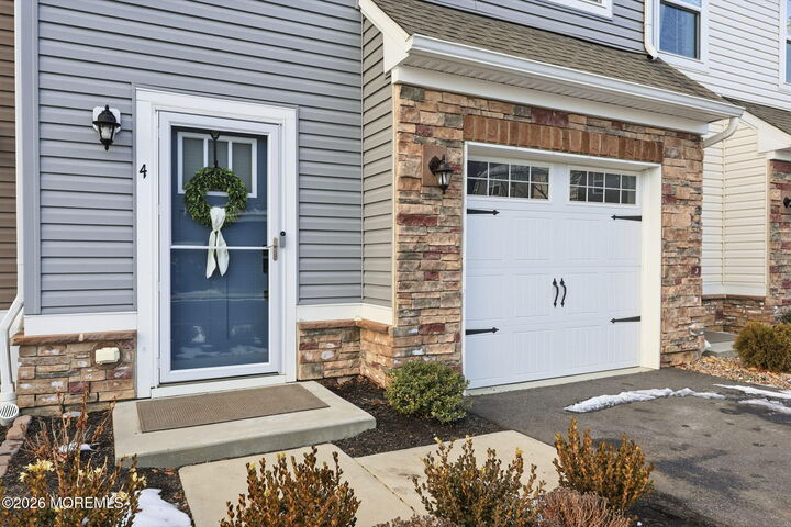 Property Photo:  4 Athens Way  NJ 07721 