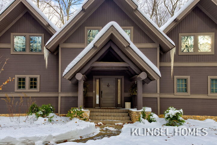 Property Photo:  6290 Scenic Woods Circle N  MI 49445 