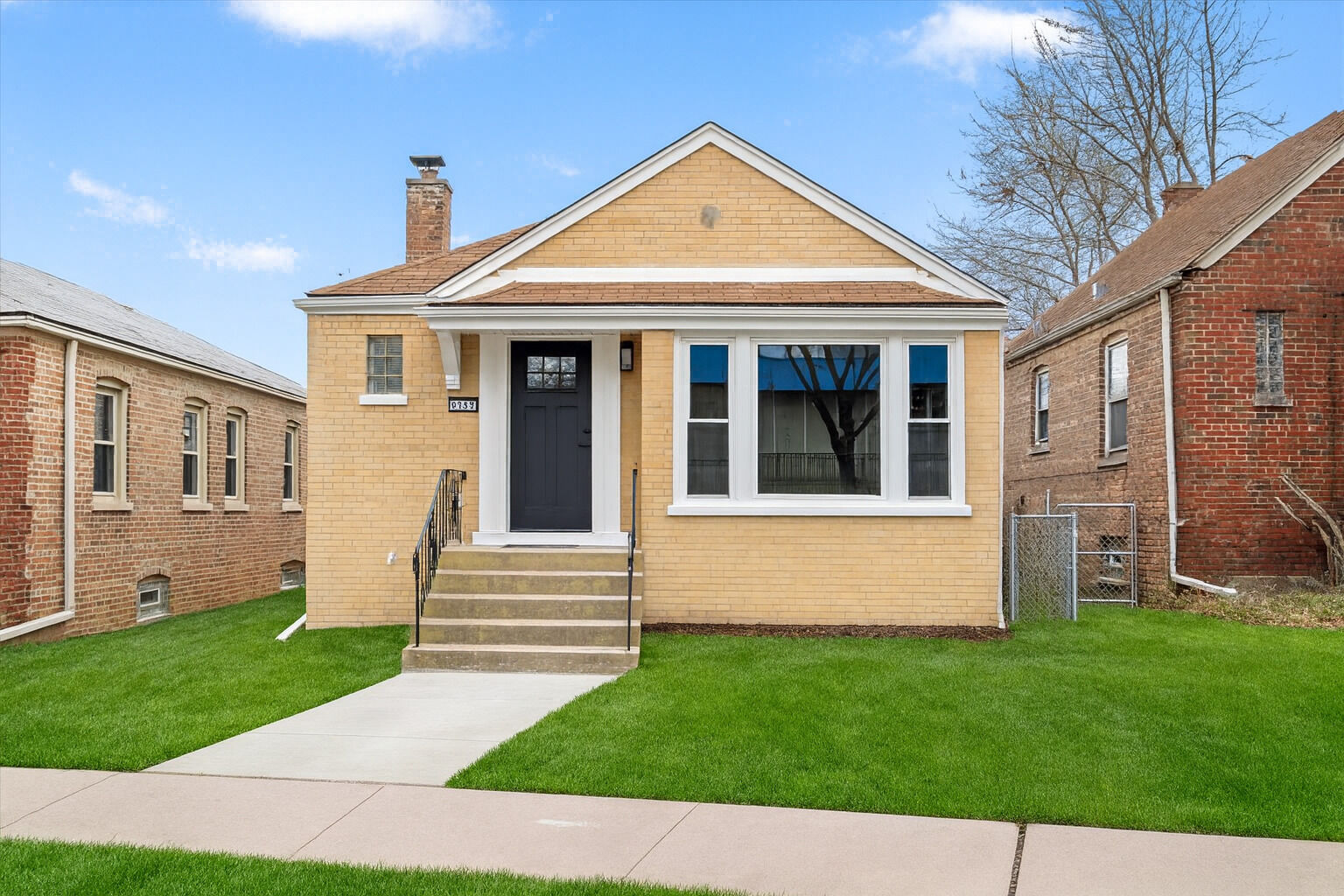 Property Photo: 9737 S University Avenue IL 60628