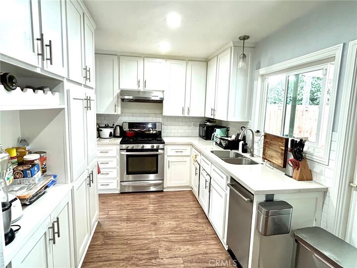 Property Photo: 1006 Acacia CA 92879