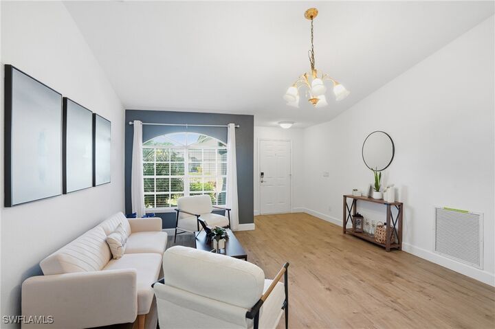 Property Photo: 272 Johnnycake Drive FL 34110