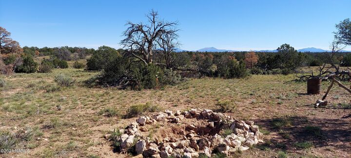 Property Photo:  6863 N State Route 64  AZ 86046 