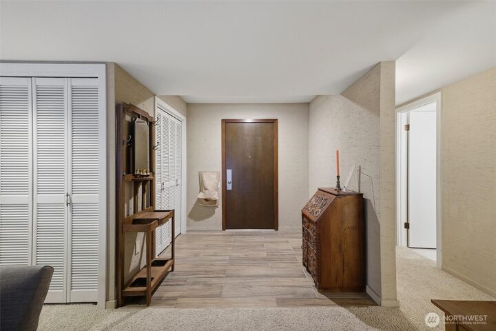 Property Photo:  1610 NE 140th Street N3  WA 98125 