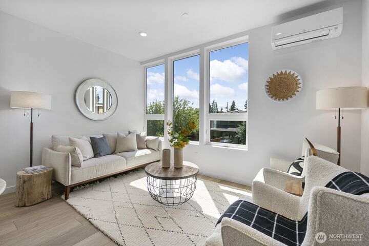 Property Photo:  8831 C  Wallingford Avenue N  WA 98103 