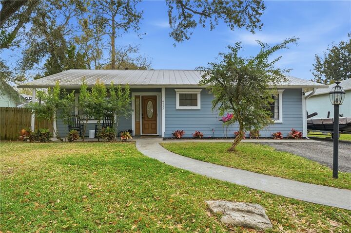 Property Photo: 6555 5th Place FL 32968