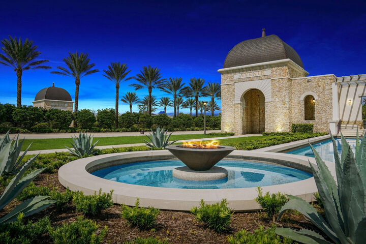 Property Photo:  12617 Solana Bay Circle  FL 33412 