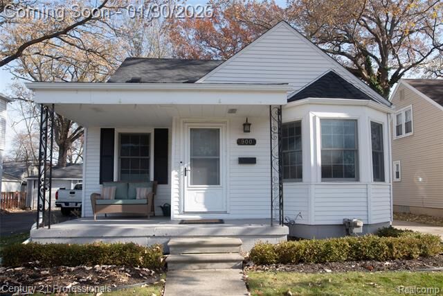 Property Photo: 900 N Rembrandt Avenue MI 48067