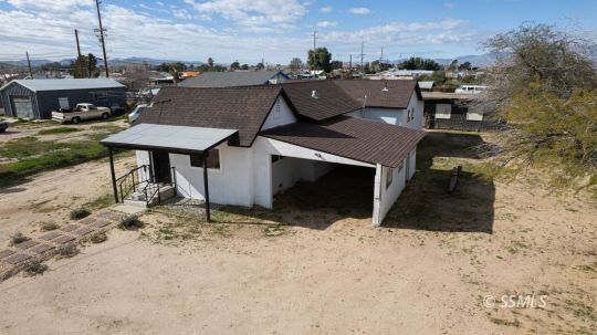 Property Photo:  239 S Sunset St  CA 93555 