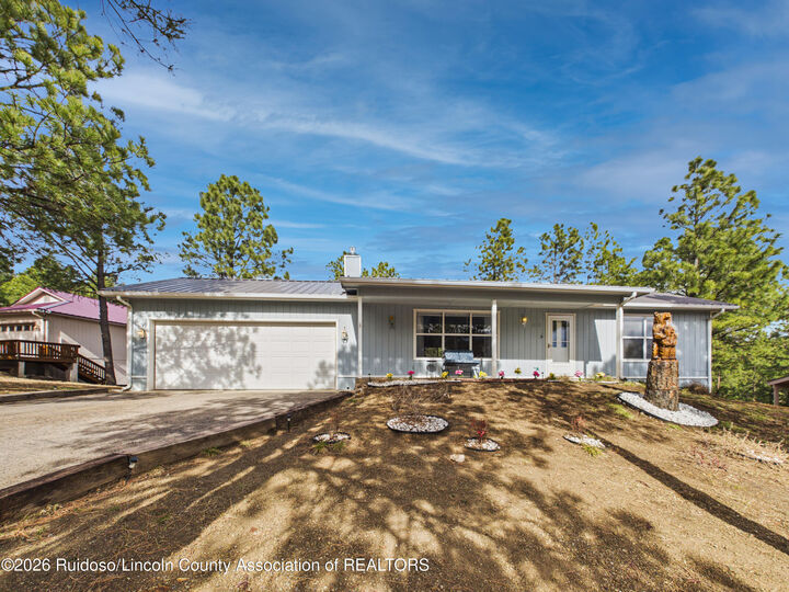 Property Photo:  410 Sunny Slope Drive  NM 88345 