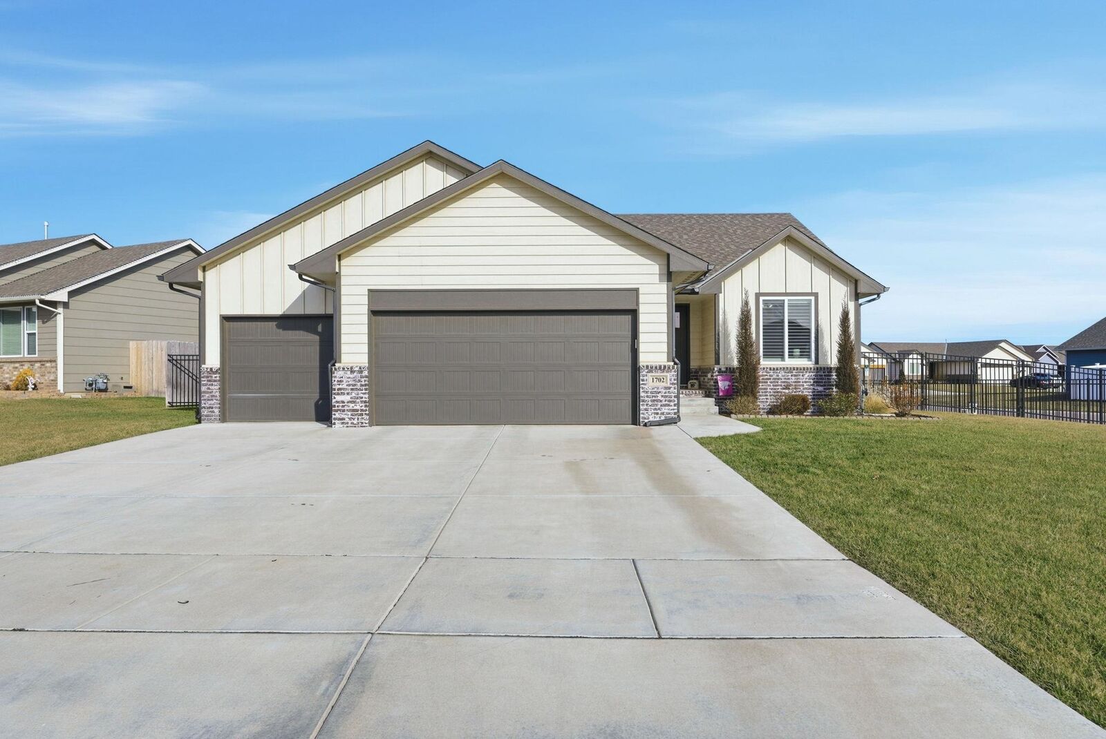 Property Photo:  1702 N Kentucky Ln  KS 67235 