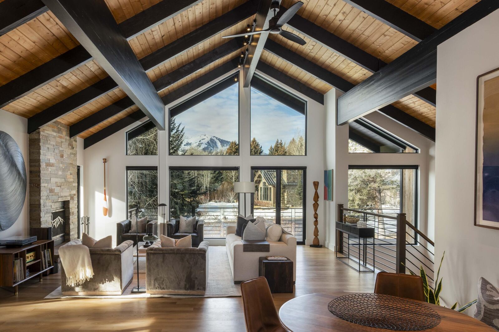 Property Photo:  211 Camas Loop  ID 83353 