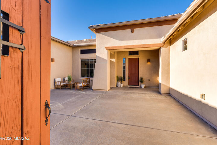 Property Photo:  13715 N Tessali Way  AZ 85755 