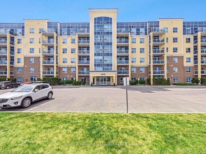 Property Photo: 1419 Costigan Road 201 ON L9T 2L4