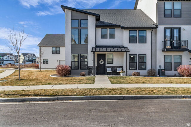 Property Photo:  1607 N 1300 E  UT 84651 