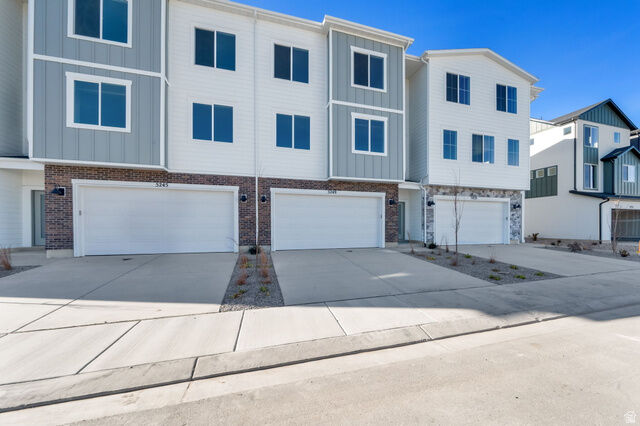 Property Photo: 5245 N Evergreen Way 213 UT 84005