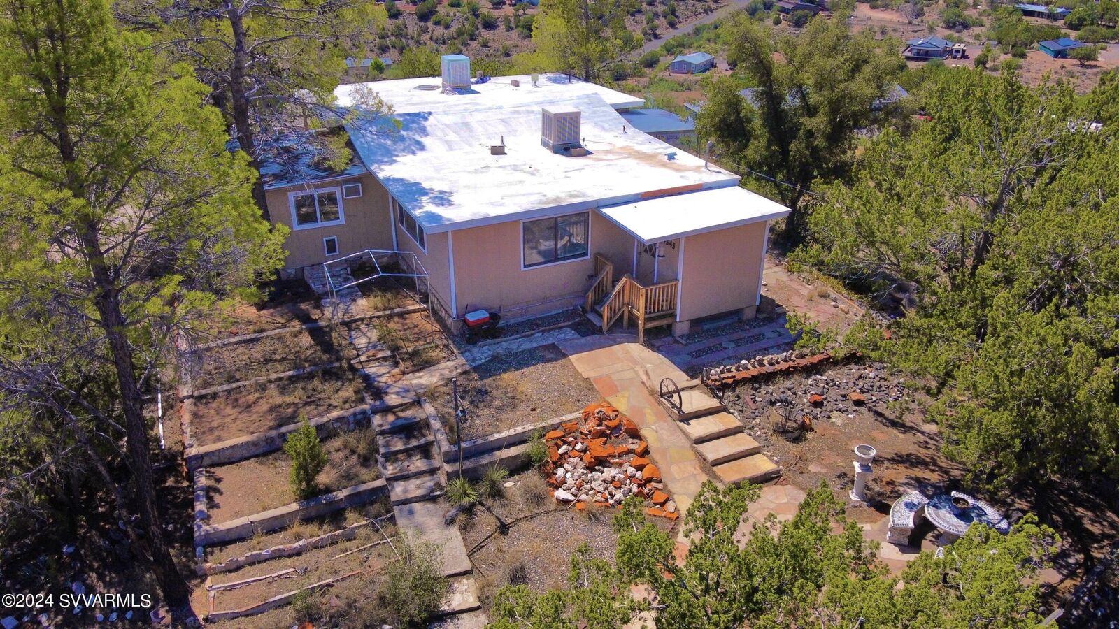 Property Photo: 4545 N Drifting Sands Road AZ 86335