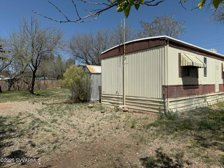 Property Photo: 1380 S Thompson Road AZ 86326