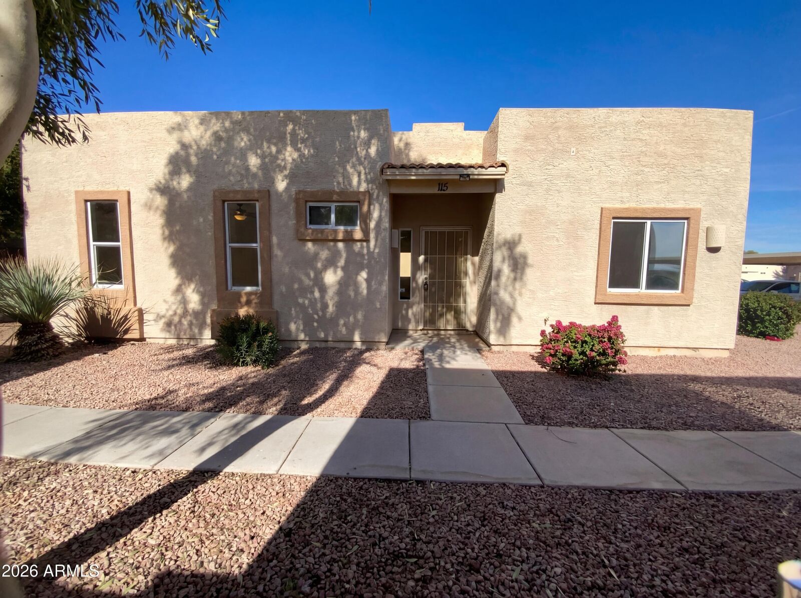 Property Photo:  2300 E Magma Road 115  AZ 85143 