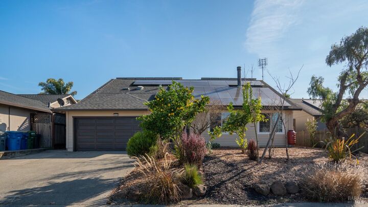 Property Photo: 1636 Sarkesian Drive CA 94954