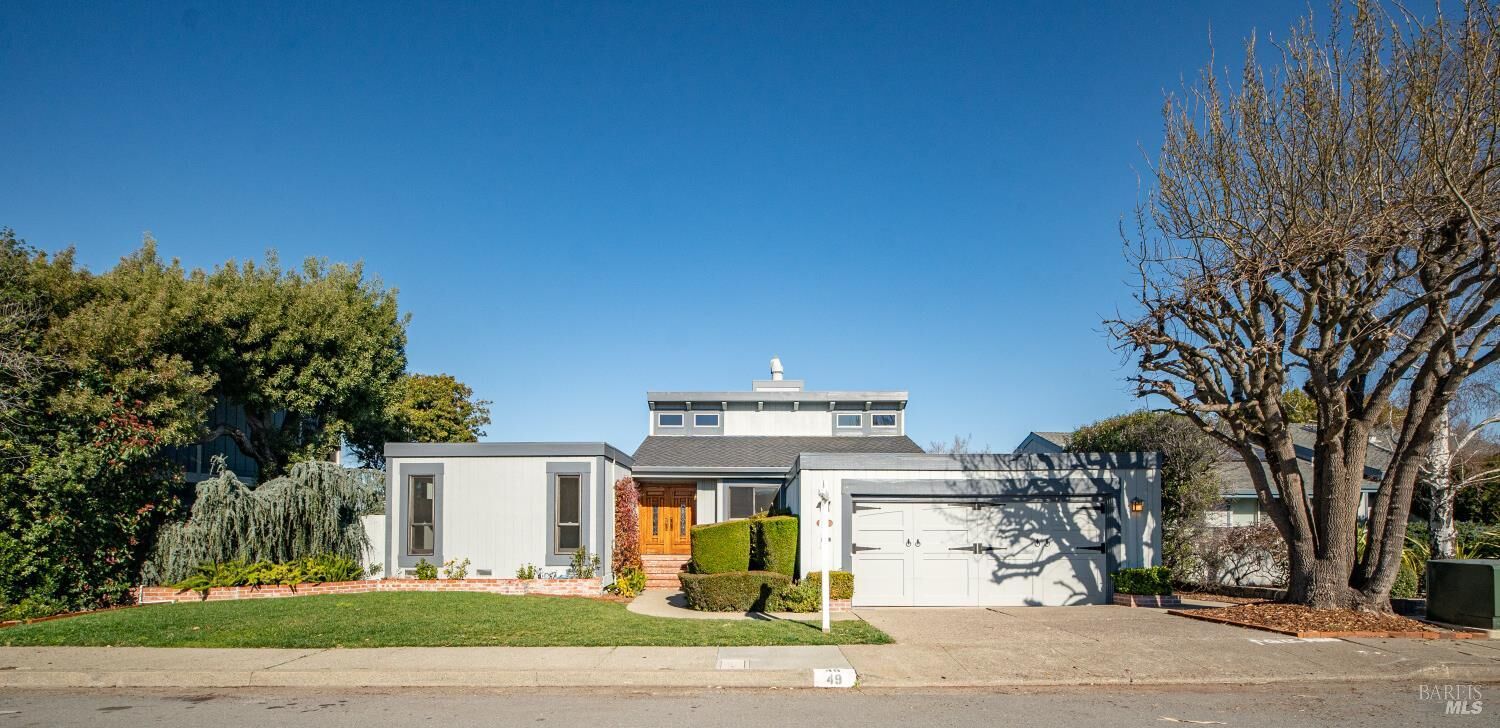 Property Photo: 49 Via La Brisa CA 94939