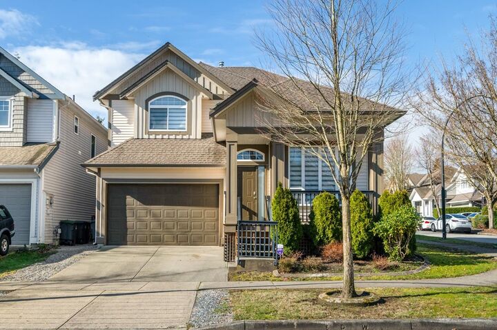 6143 150B Street — photo 1
