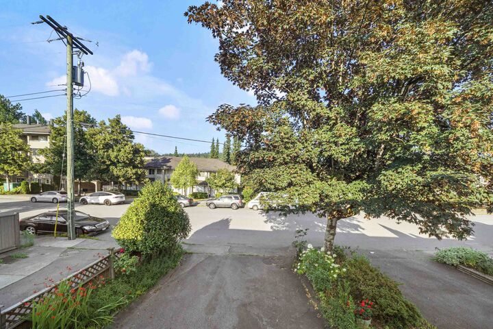 Property Photo:  567 Clare Avenue  BC V5B 4L3 