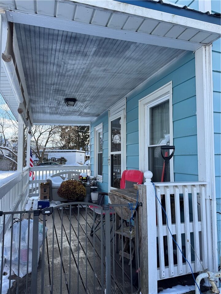 Property Photo:  428 Neilly Place  NY 14904 