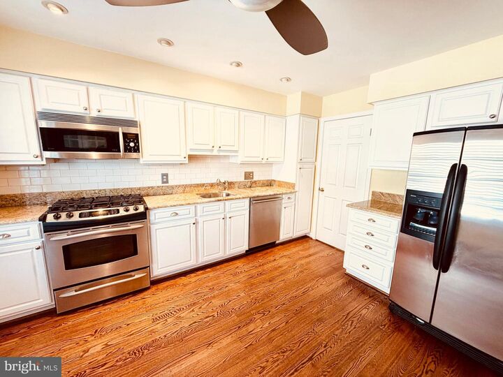 Property Photo:  3023 Meeting Street  VA 22044 