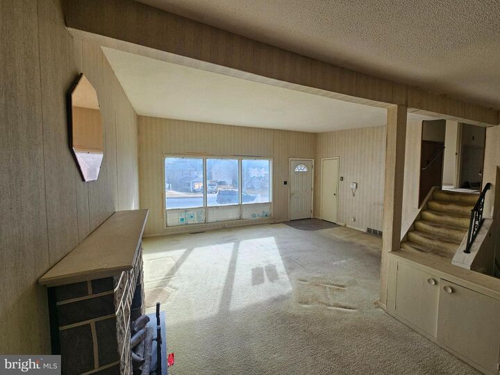 Property Photo:  407 E Elm Street  PA 17042 