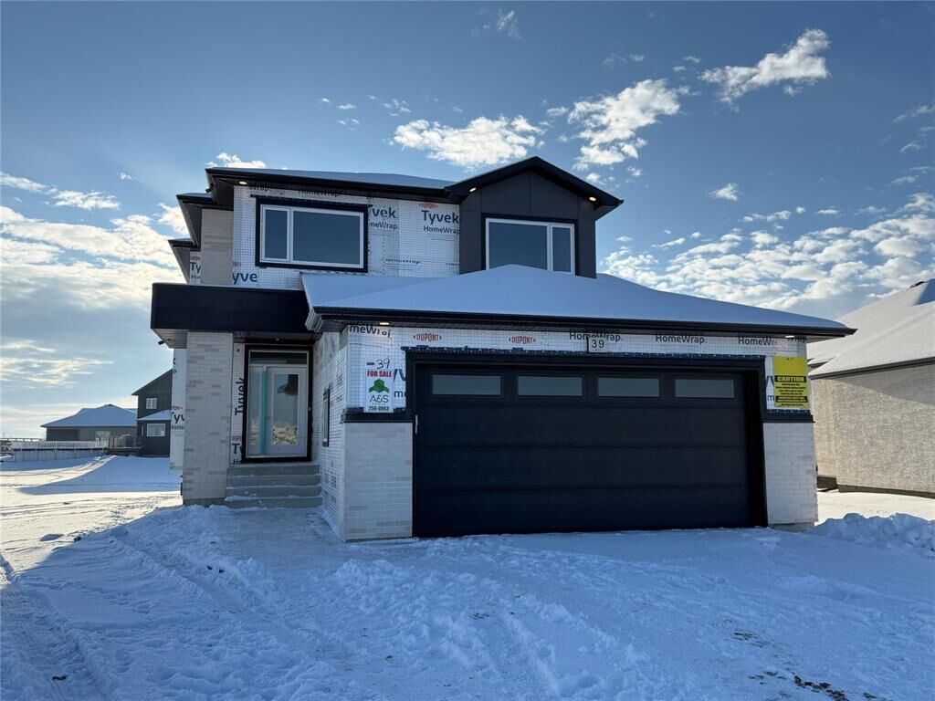 Property Photo: 39 Parkrose Place MB R5A 0B4
